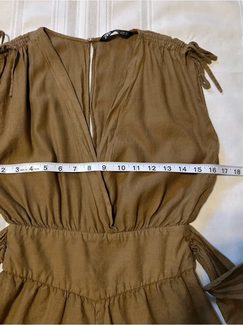 Zara Linen and Cotton Olive-Green Surplice Romper with Smocked Waist Size XS